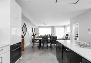 Live in Luxury Stunning Fountain Square Home