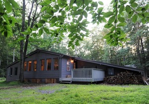 LOCUST | LAKE | COTTAGE