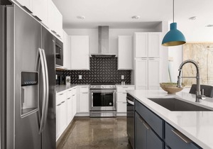 MC ~ Luxury Condo Near Downtown w/Parking & Private Rooftop ~ Walk to 5-Points Restaurants and Bars