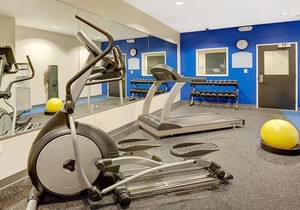 Microtel Inn & Suites by Wyndham Philadelphia Airport Ridley