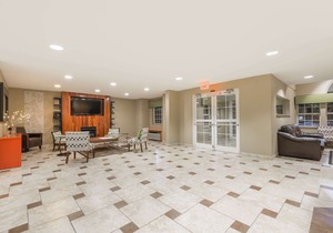 Microtel Inn & Suites by Wyndham West Chester
