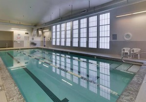 Mountain condo w/ shared hot tub, pool, gym, & more - close to downtown & lake!