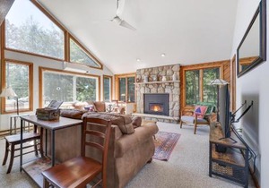 Mt. Maplewood Lake House
