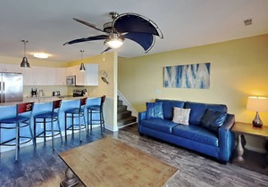 New - 4 BR Put-in-bay Waterfront Condo-All the Comforts of Home- 10 ppl -C211