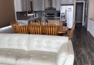 Nice Pleasure Avenue Townhouse