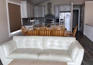 Nice Pleasure Avenue Townhouse