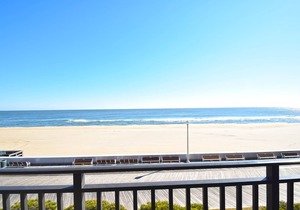 Ocean Hideaway 202-Oceanfront 18th St, Free WiFi, Elev, W/D, AC