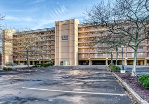 Ocean Hideaway 207-Oceanfront 18th St, Free WiFi, Elev, W/D, AC
