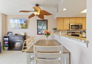 Oceanfront Sunny Condo w Pool in Atlantica Towers