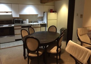 Old City - Spacious Bii-Level Loft