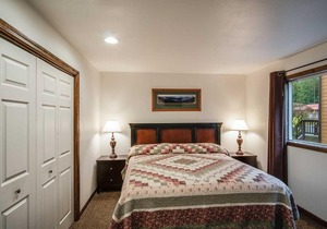Pend Oreille Shores Resort E24 condo