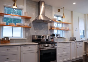 Perfectly Situated, Beautifully Renovated, Very Short Walk to Beach and Mall!