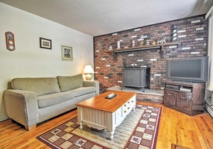 Pocono Lake Resort Home with BBQ and Lake Access!