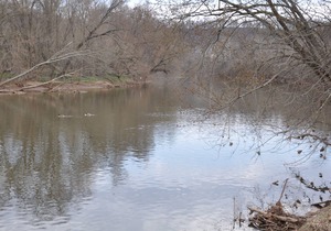 Private Studio on the Monocacy River. Sleeps 4, 1 Full Bath, Kitchenette