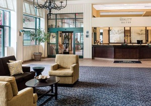 Quality Suites Lake Wright Norfolk Airport