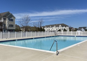 Rehoboth Grande at Canal Pointe - 3BR/3BA + 2 Pools -- easy ride to the beach