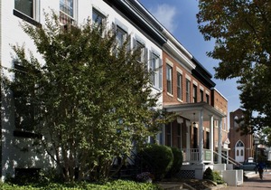 Relax and Unwind! Spacious Unit, Close to U S Patent and Trademark Museum