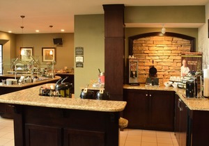 Renovated Studio | Free Daily Breakfast, Fitness Center, Indoor Pool