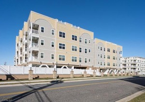Residence 101S At The Sandcastle Condominiums