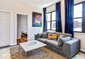 Retreat in a stylish 2BD apartment in the heart of the City