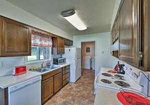 Rigby Apartment about 18 Mi to Kelly Canyon Ski Resort