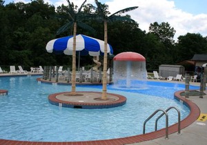 Scotrun Camping Resort Deluxe Park Model 4