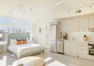 Sonder Callisto | Spacious Studio Apartment