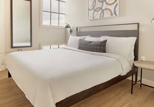 Sonder The Tidewater | Two-Bedroom Apartment