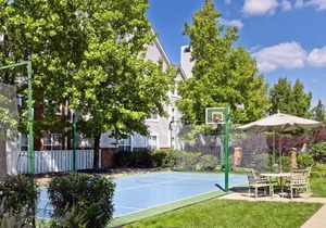 Sonesta Simply Suites Cleveland Westlake