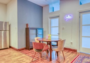 Sosuite | 2BR Apt w W/D, Gym, On-SIte Restaurant