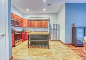 Sosuite | 2BR Apt w W/D, Gym, On-SIte Restaurant