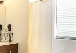 Spacious 1BR | Gym | steps from PATH | near NYC | by GLS
