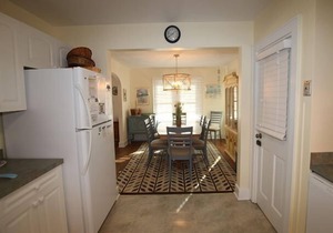 Spacious, well kept home!