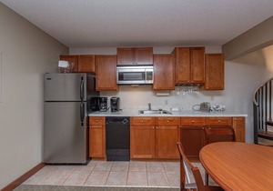 Suites at Silver Tree: A307 One Bedroom & Loft Lake View