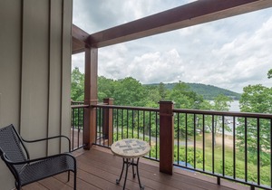 Suites at Silver Tree: A307 One Bedroom & Loft Lake View