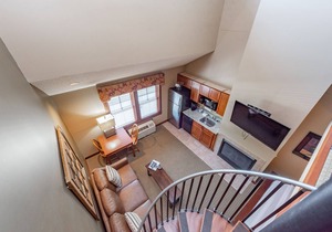 Suites at Silver Tree: A310 Studio & Loft Standard View