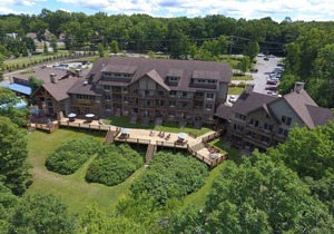 Suites at Silver Tree: A310 Studio & Loft Standard View