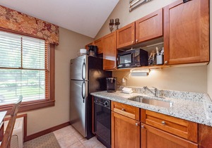Suites at Silver Tree: A314 Studio & Loft Standard View