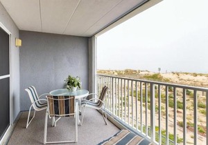 Sungate 102