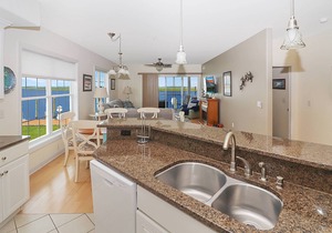 Sunset Bay Villa 101 - Waterfront condo w/shared pool!