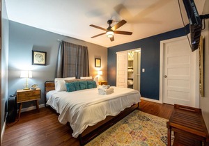 The Colorful Cottage Charming Fountain Square Home