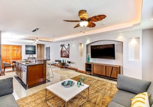 The Retreat in the city w/ deck
