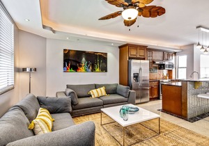 The Retreat in the city w/ deck