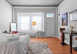 This apartment is a 1 bedroom(s), 1 bathrooms, located in Philadelphia, PA.