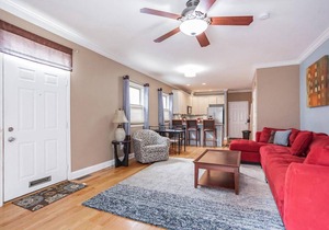 This house is a 3 bedroom (s), 2.5 bathrooms, located in Philadelphia, PA.