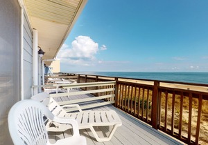 Three-Story Oceanfront Townhouse w/Private Deck, Great Views, Central A/C