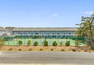 Tower Shores Townhouse w/Private Washer and Dryer, Free WiFi
