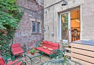 Trinity Home in Center City with Free Parking!