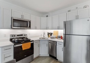 TWO Adjacent Spacious CozySuites on the Boardwalk