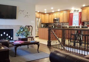 Upscale Private 5 Star Home For Families or Business Trips